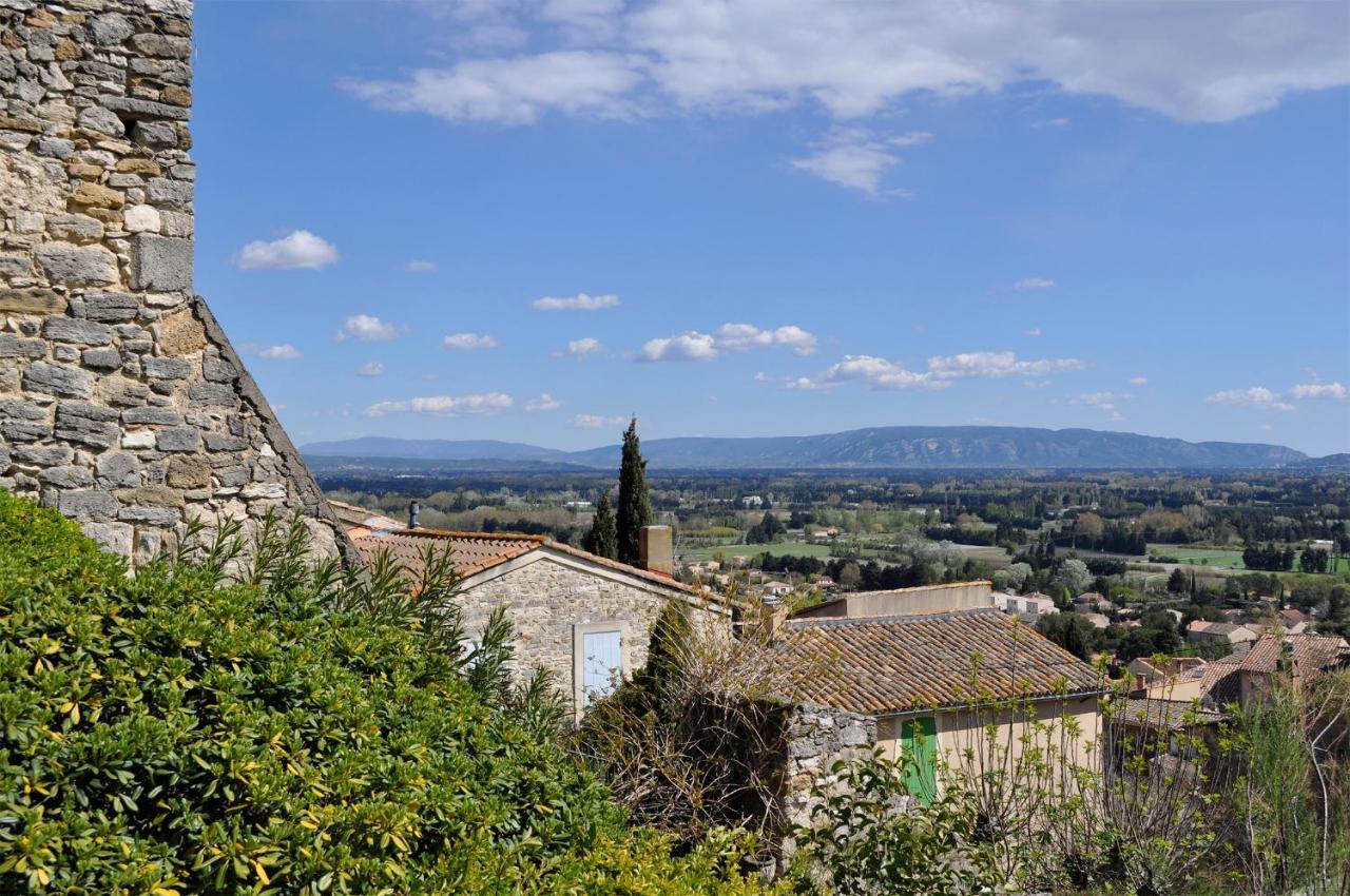 Le Petit Chateau Chateauneuf-de-Gadagne Exterior photo